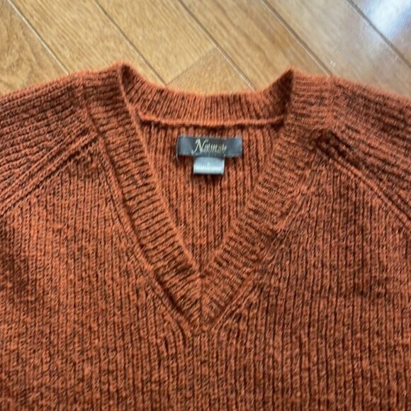 Natural Reflections v-neck sweater - longer length, rust color, size large - Picture 4 of 4
